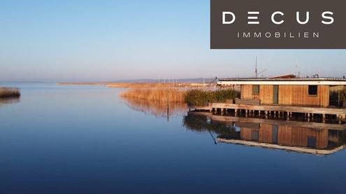 EINMALIGES ARCHITEKTEN-SEEHAUS IN PRIVATER LAGE MIT UNVERBAUBAREM SEEWEITBLICK