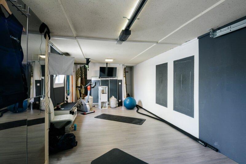 Garage (Fitness-/Hobbyraum)