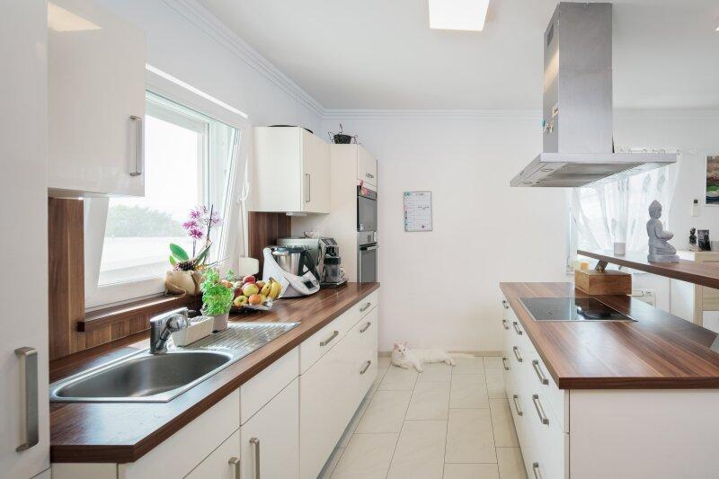 Wohn-/Esszimmer mit K�che