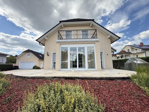 Perfekt gegliedertes Einfamilienhaus zu verkaufen...