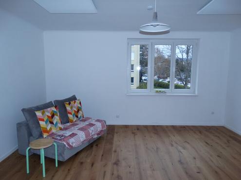 TOP !  KLEINE ABER FEINE WOHNUNG AM RANDE VON M�DLING