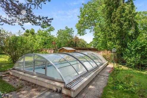 Altes M�dchen sucht Traumprinzen - Villa f�r 1.000 und 1 Nacht