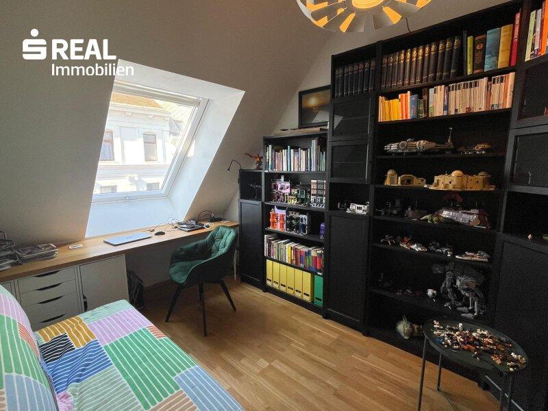 Kinder-/ Arbeitszimmer