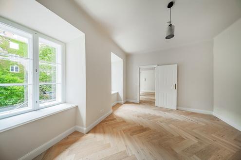 TOP-LAGE beim BELVEDERE! Altbau-Erstbezug mit Blick in den begr�nten Innenhof
