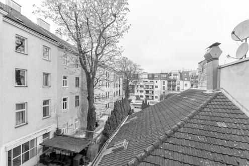 Renovierungsbed�rftige AltbauWohnung