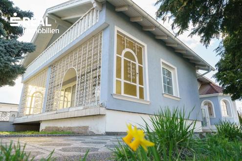 Schmuckst�ck in St�ttera - 155m� plus 32m� Sommergarten sowie Gartenh�tte, Keller, Terrasse und Balkon auf 2.057m� Grund!