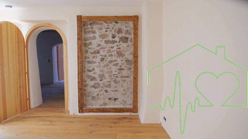 Gro�z�gige, helle Familienwohnung mit Panoramablick