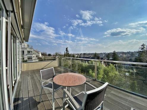 M�blierte Terrassen-Neubauwohnung mit Blick �ber Wien - Privatstra�e