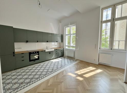 Stilvoller Erstbezug nach Komplettsanierung