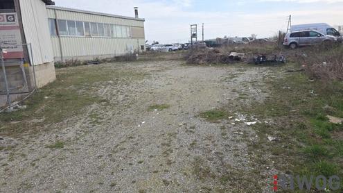 Freifl�chen zwischen 200m� und 300m�