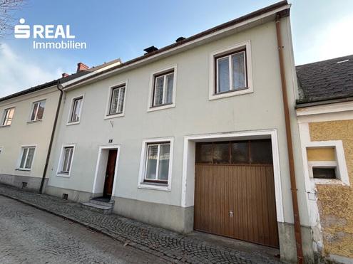 Teilsaniertes Stadthaus im Herzen von Ybbs an der Donau