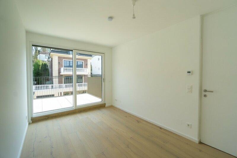 Zimmer 4 mit Balkonausgang