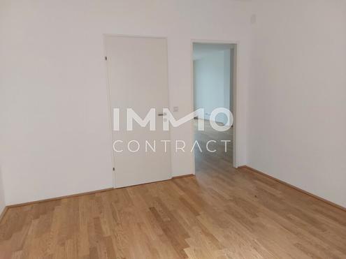 ERSTBEZUG Maissonette-Wohnung<br />
gro�e Terrasse und Balkon