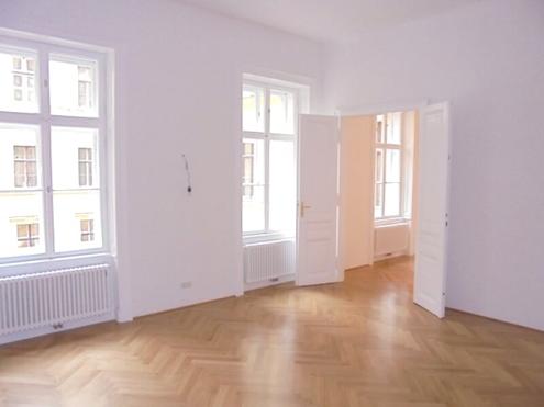 Erstbezug nach Sanierung! Altbauhauptmiete in Stadpalais N�he Schwarzenbergplatz!