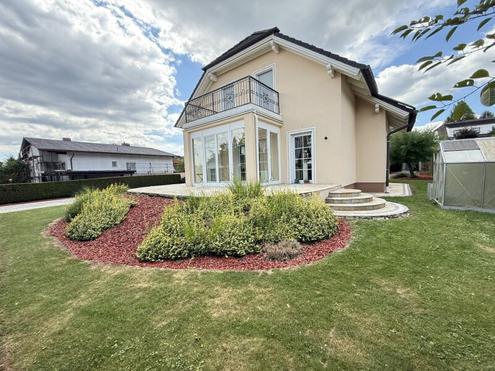 Perfekt gegliedertes Einfamilienhaus zu verkaufen...