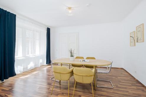 Umziehen leicht gemacht! Modern ausgestattete 4-Zimmer-Wohnung im 3. Liftstock!