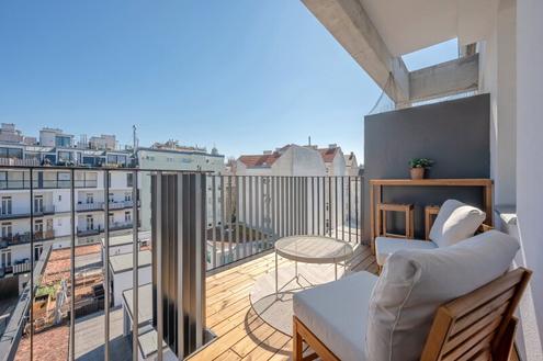 Short-term apartment in walking distance to AUGARTEN, 2-6 months, fully furnished with balcony!