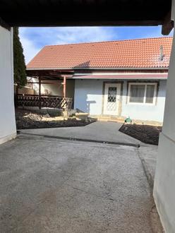 Charmantes Einfamilienhaus mit viel Potenzial in Gro�petersdorf