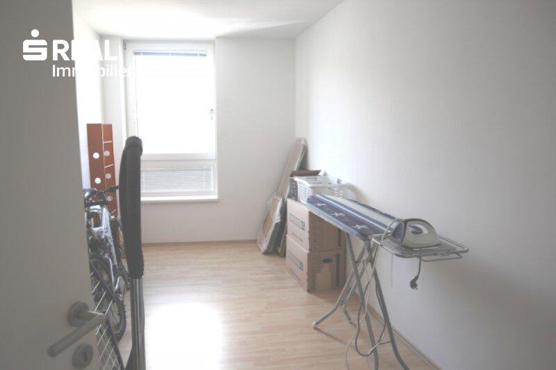 Arbeits-/ Kinderzimmer