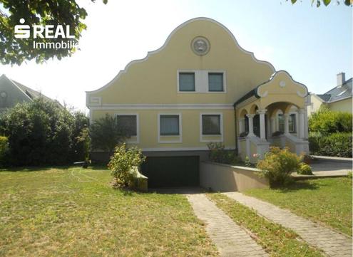 Versteigerung - ger�umiges Einfamilienhaus auf gro�em Grundst�ck