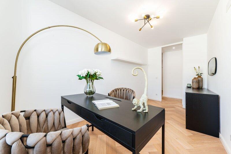 B�ro oder Kinderzimmer