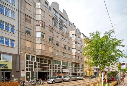 ++NEU++ Well-Maintained 2-Room Apartment - Complete Courtyard Quietness!