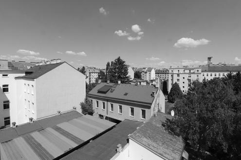 NeubauWohnung im 4. Stock ohne Lift (WG geeignet)