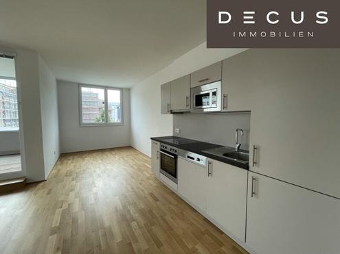 1.STOCK | NAHE BAHNHOF | GROSSE FREIFLÄCHE | 4 ZIMMER | AB ANFANG APRIL VERFÜGBAR