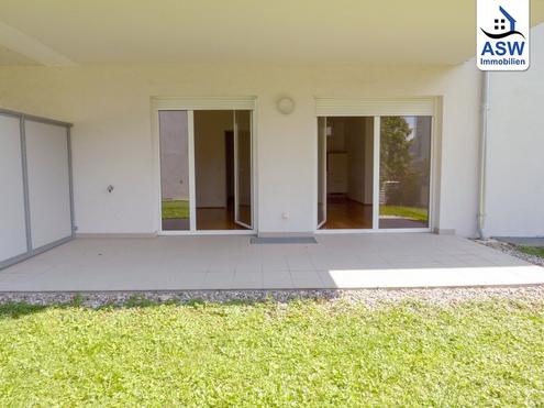 Moderne 2-Zimmerwohnung mit großer Terrasse in zentraler Lage - befristet vermietet