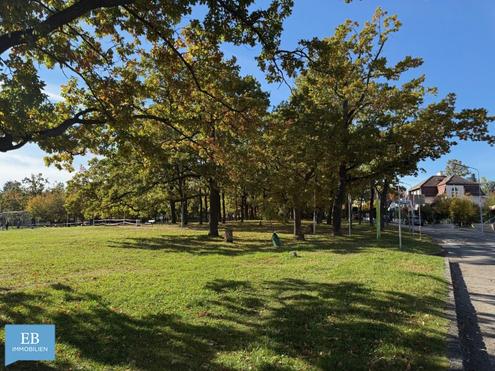 Wohnen direkt am Napoleonwald: Grundst�ck mit Potential in 1130 Wien