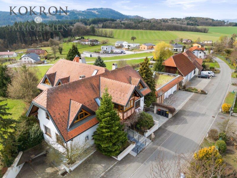 Das gesamte Anwesen aus Vogelperspektive