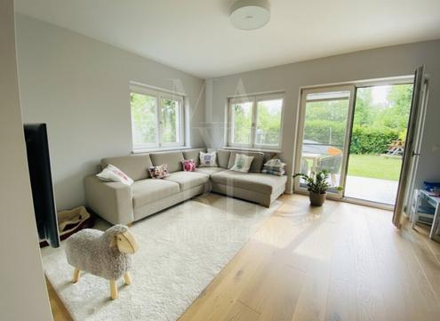 Haus direkt am M�hlwasser - W�rmepumpe und Photovoltaik Anlage