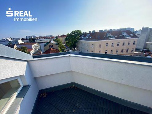 Dachgescho� 3 Zimmer & Eckterrasse.