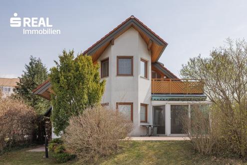 charmantes 5 1/2 Zimmer-Haus in Deutsch-Wagram mit Kachelofen, Wintergarten, Pool & Garage