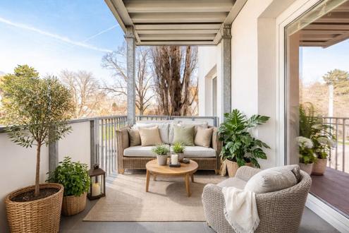 Helle, charmante 3-4 Zimmer Wohnung mit Balkon & Parkplatz