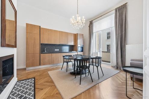 Stilvolle 3-Zimmer Wohnung im begehrten Servitenviertel - komplett m�bliert mit 2 Balkonen