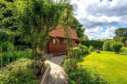 Kleingarten ganz gro�! | 674 m� am Hackenberg | gepflegtes, sofort nutzbares Sommerhaus | Stellplatz!