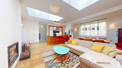 Townhouse - Innenhofruhelage auf 2 Ebenen + Dachterrasse