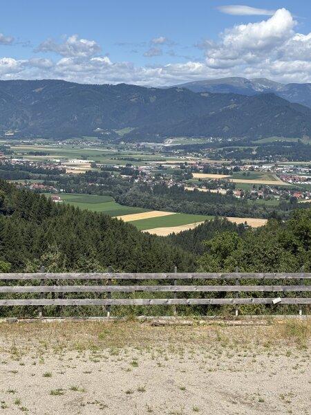 Panoramaussicht vom Dressurplatz