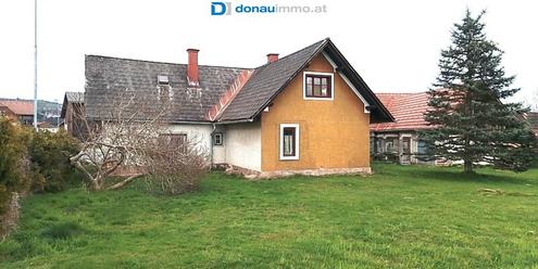 Sanierungsbed�rftiges Haus mit gro�em Nebengeb�ude in Gleinst�tten