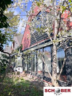 Doppelhaush�lfte N�he Badener Stadtgrenze