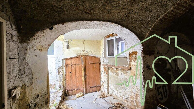 Eingang zum Weinkeller