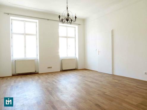 Stilvoll sanierten Altbau - 2-Zimmer-Wohnung mit Lift im 9. Bezirk