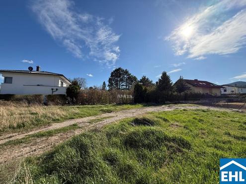 Sonniger Bauplatz mit Fernblick in begehrter Gegend von Baden