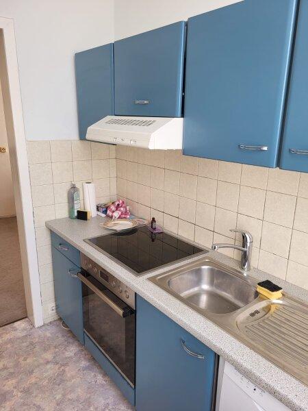 Charmante Villa mit weitl�ufigem Garten, Wintergarten & viel