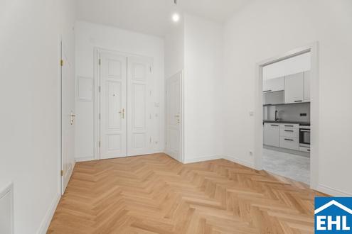 Sanierter Stilaltbau mit exklusivem Dachaubau - Wohnen �ber den D�chern des Dritten