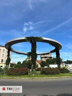 1 Zimmer in einer bestehenden WG in bester Lage, neu Saniert