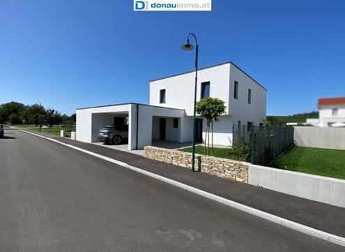 Einzigartiges modernes fast neues Traumhaus in der Gemeinde Etsdorf - super Energiewerte