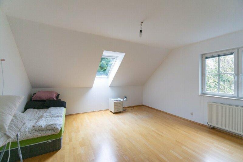 Zimmer Dachgescho�