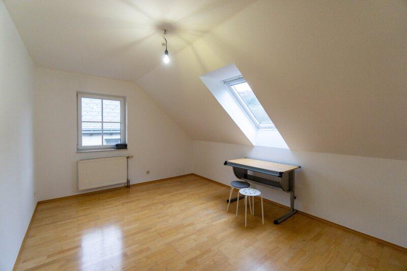 Zimmer Dachgescho�